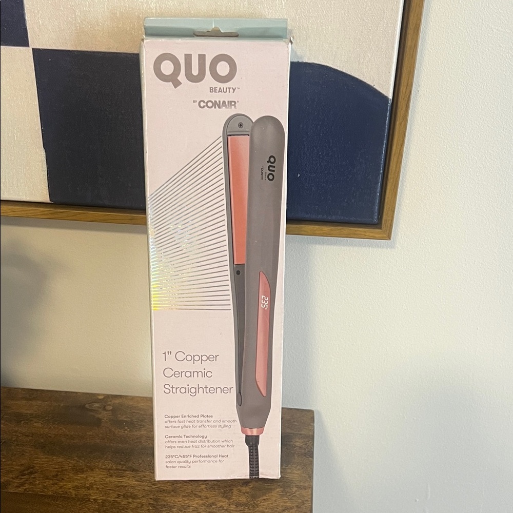 Quo Beauty
1" Copper Ceramic Straightener